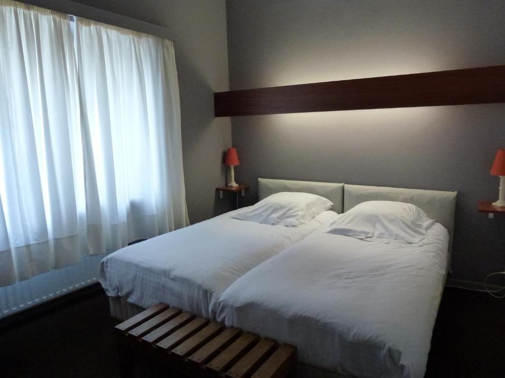 Hotel Le Martin Pecheur Fauvillers Стая снимка