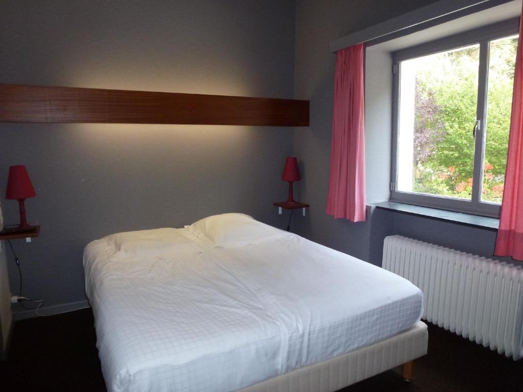 Hotel Le Martin Pecheur Fauvillers Стая снимка