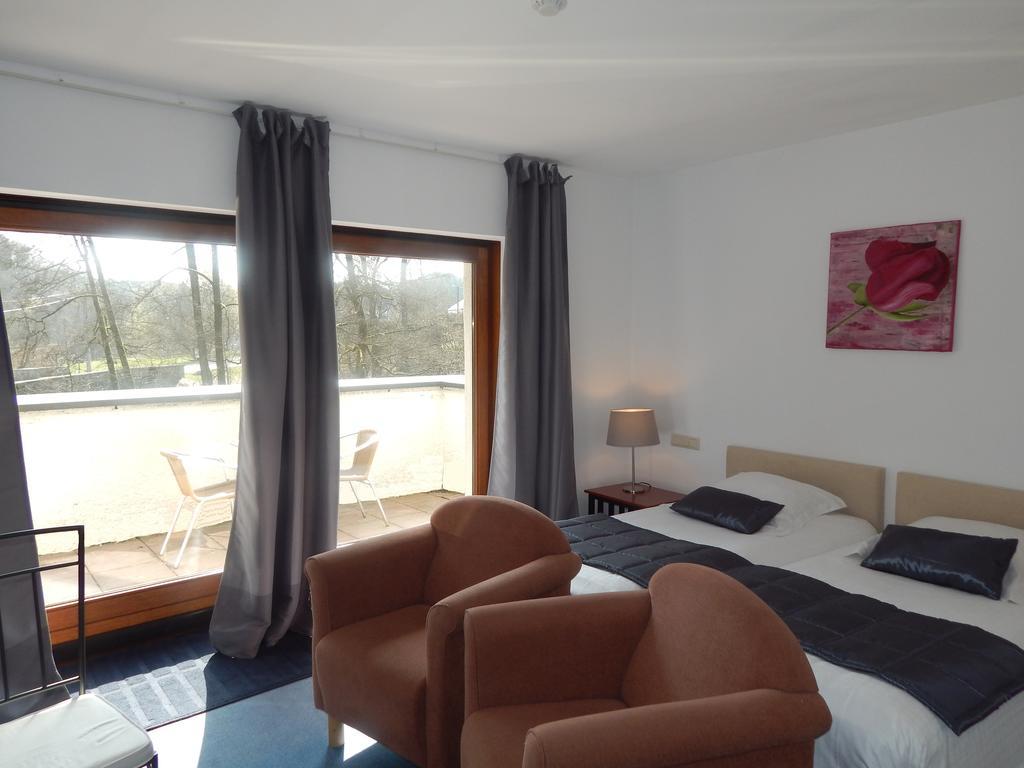 Hotel Le Martin Pecheur Fauvillers Стая снимка