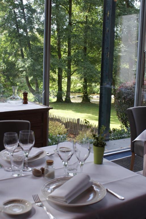 Hotel Le Martin Pecheur Fauvillers Стая снимка